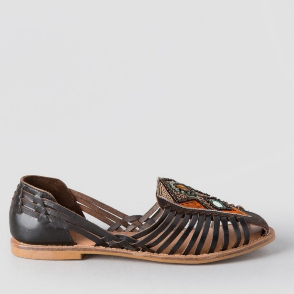 NWOT CL Chinese Laundry Nandi Beaded Flats